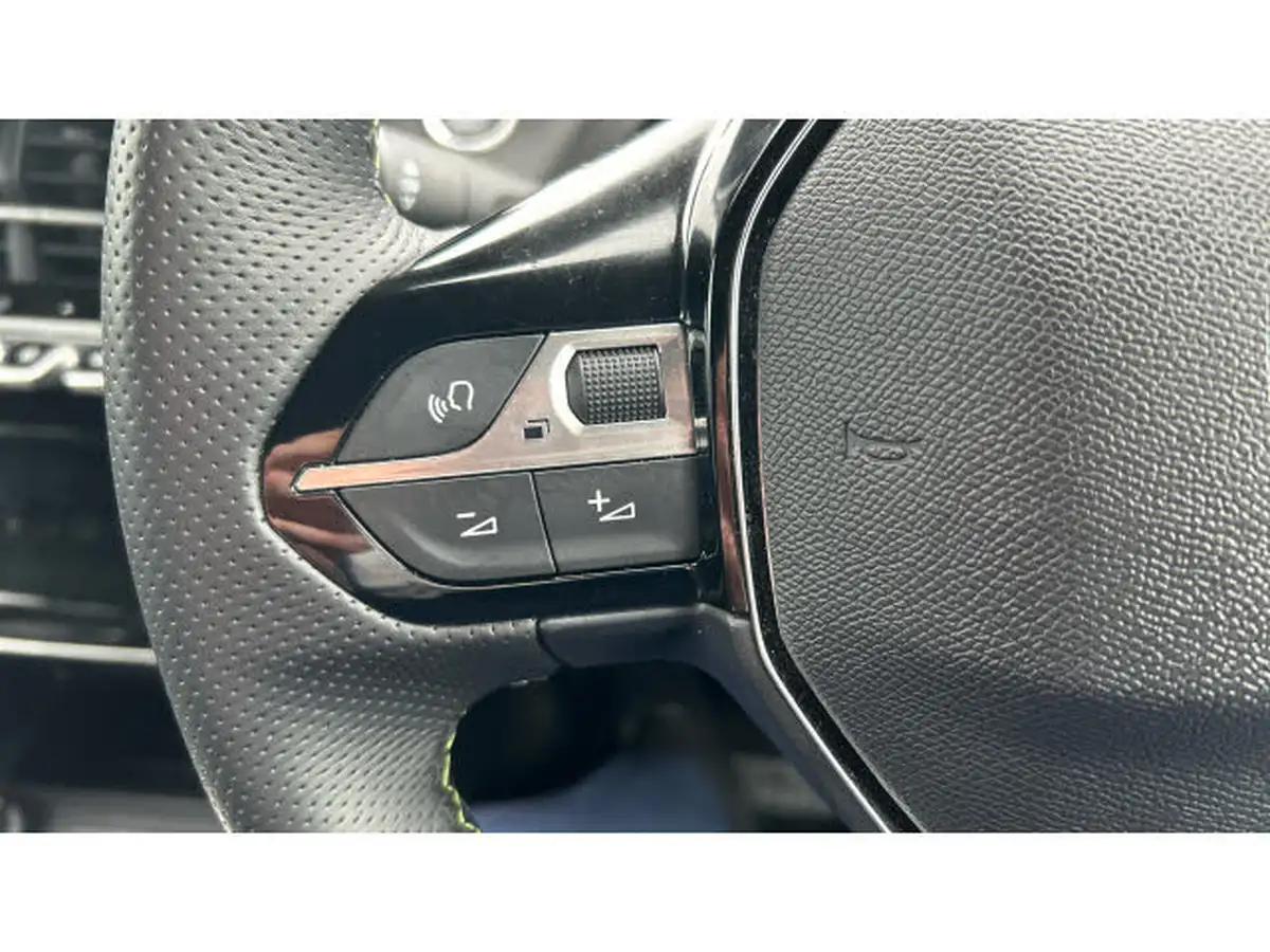 2024-peugeot-2008-suv-e-gt-156ps-54kwh-big-31