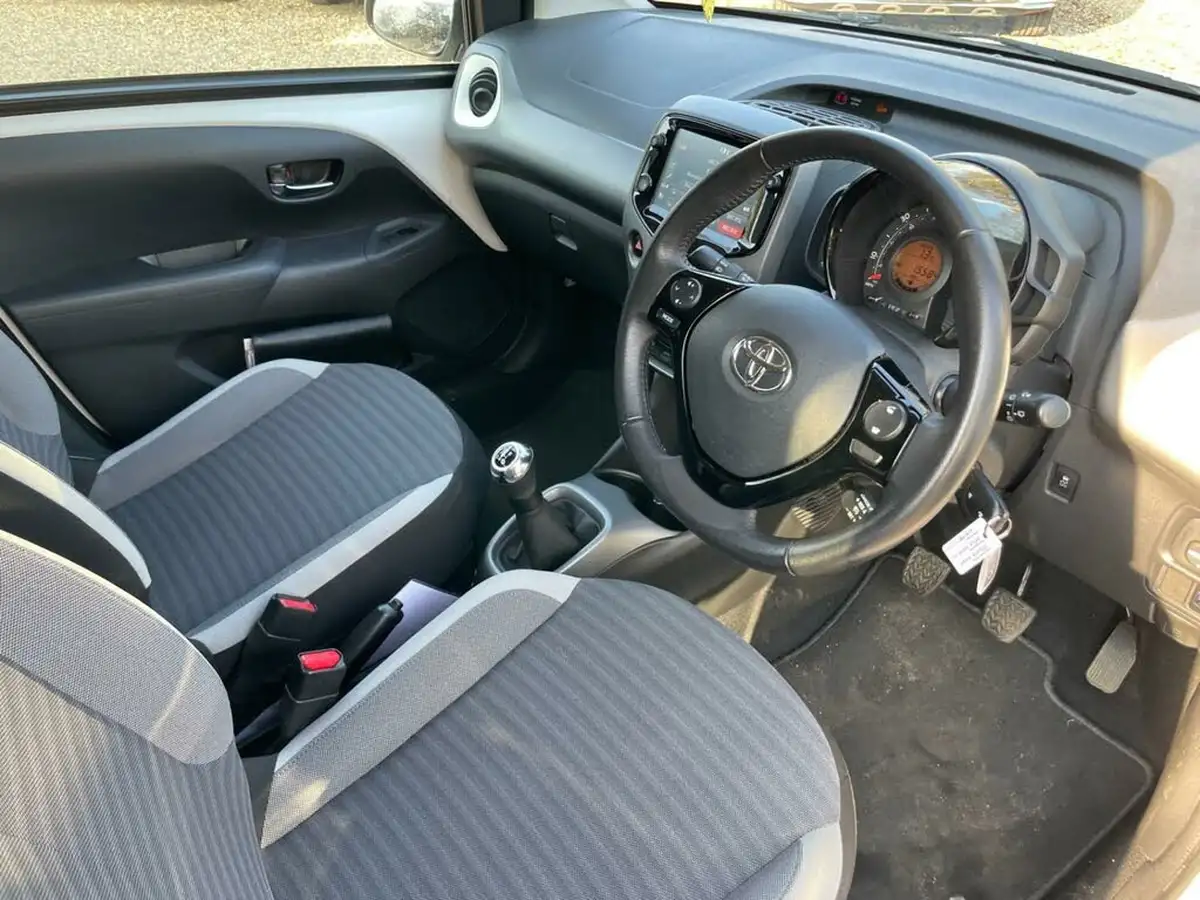 2019-toyota-aygo-10-vvt-i-x-trend-big-9