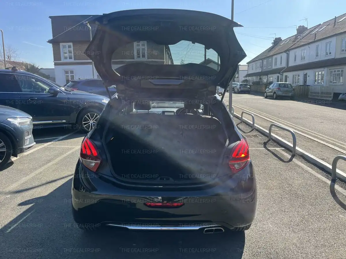 2018-peugeot-208-16-thp-gti-prestige-big-24
