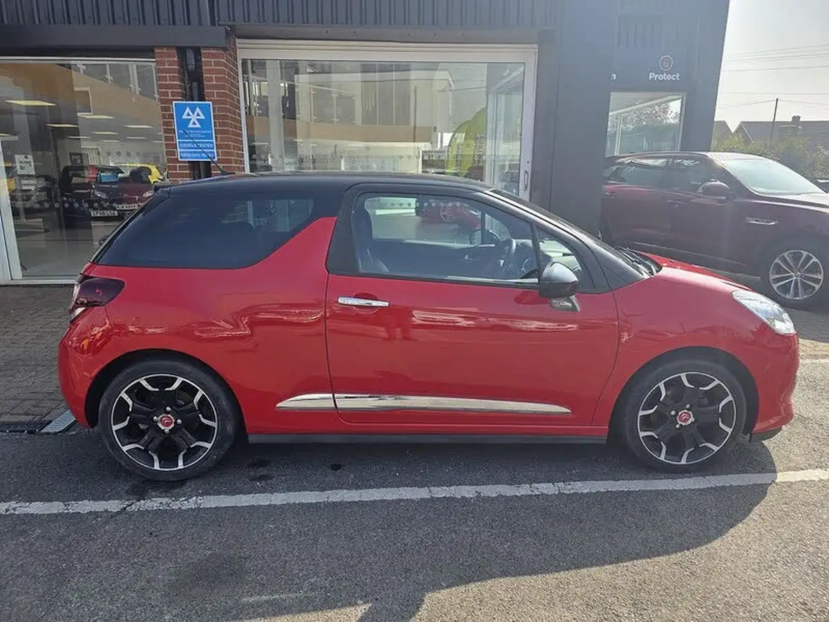 2014-citroen-ds3-16-dstyle-plus-vti-120bhp-big-7