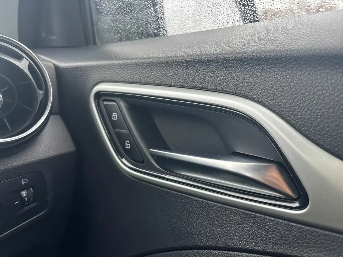 2018-mg-zs-suv-10t-gdi-exclusive-big-24