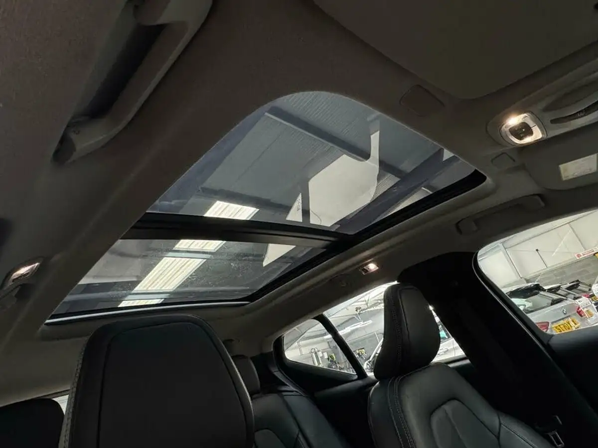 2020-volvo-xc40-15-t3-inscription-geartronic-big-20