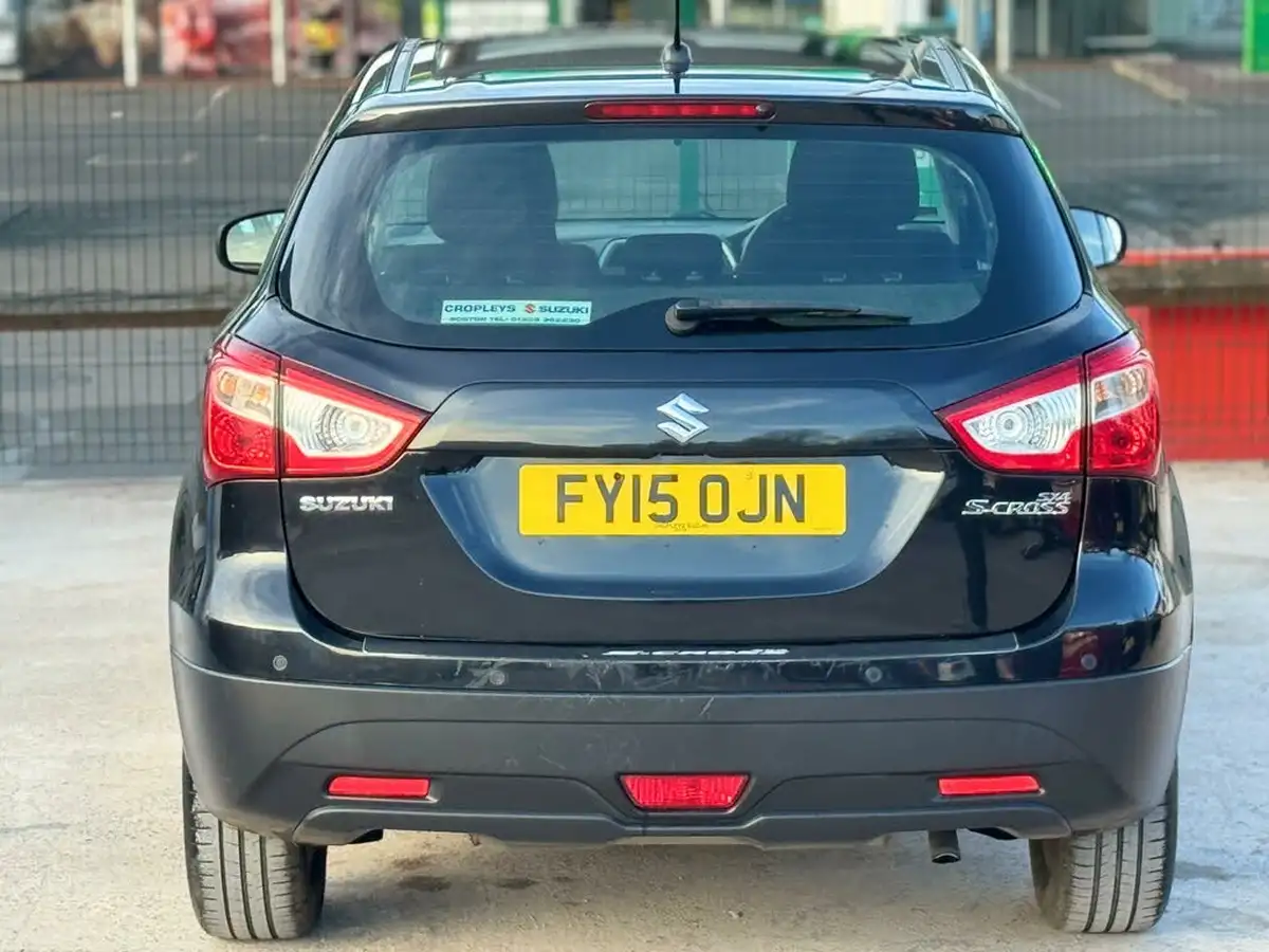 2015-suzuki-s-cross-16-sz3-big-16