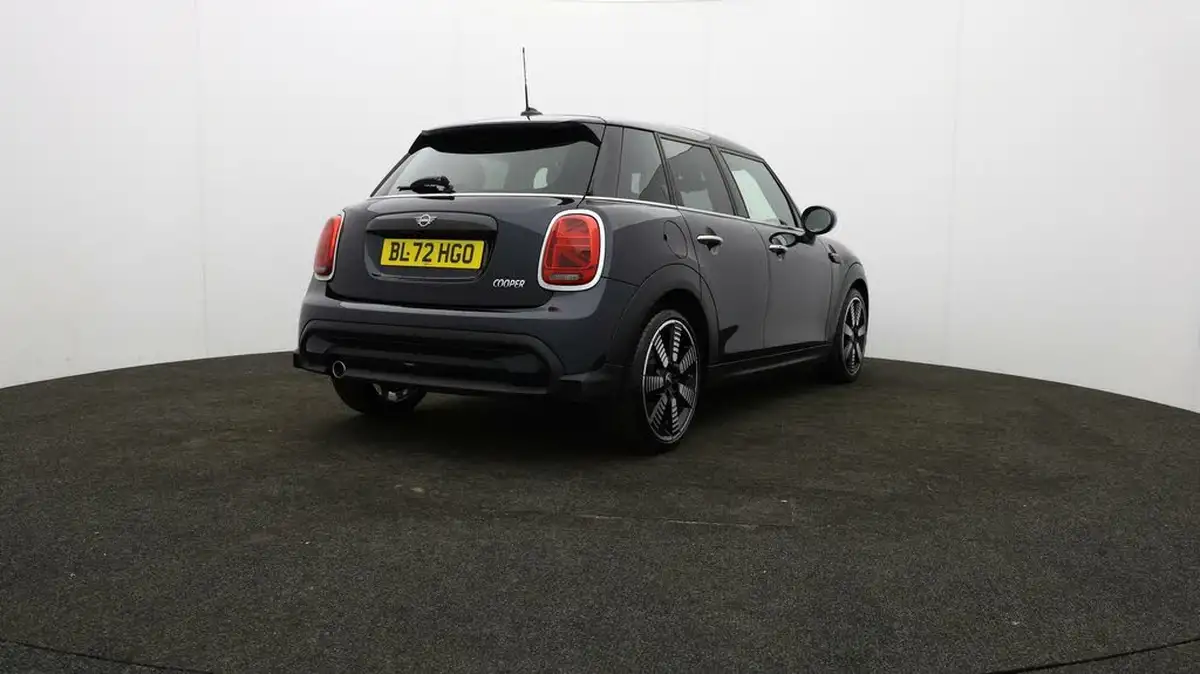 2023-mini-cooper-15-cooper-exclusive-premium-auto-hatchback-5d-auto-big-75