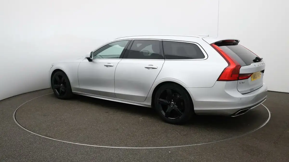 2019-volvo-v90-20td-d4-r-design-big-27