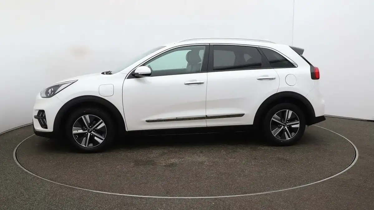 2020-kia-niro-16-gdi-phev-3-big-3