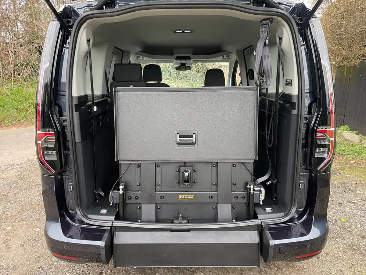 2024-volkswagen-caddy-20tdi-life-102ps-big-4