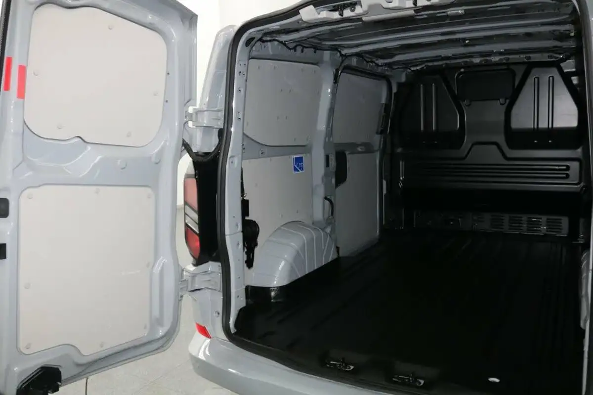 2023-ford-transit-custom-20tdci-320-l1h1-limited-136pseu6e-panel-van-1996cc-auto-big-12