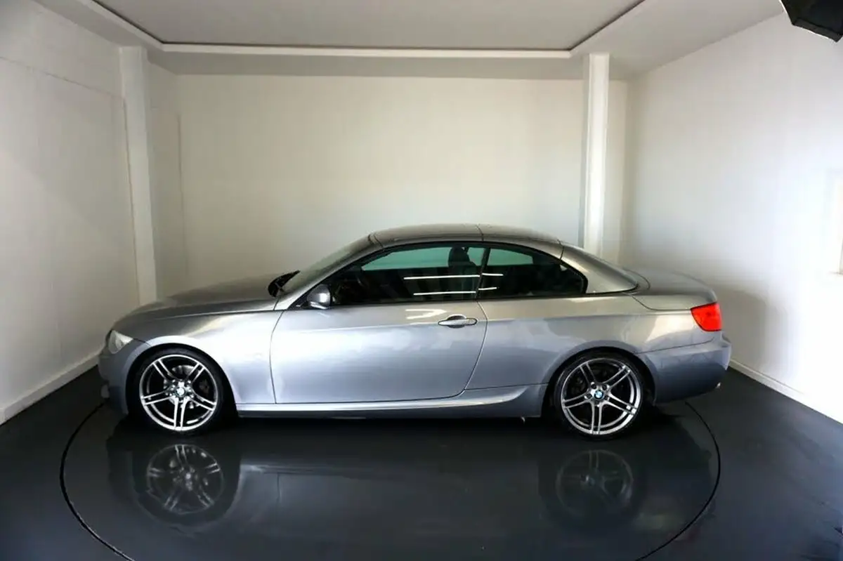 2012-bmw-3-series-20td-320d-m-sport-convertible-2d-big-35