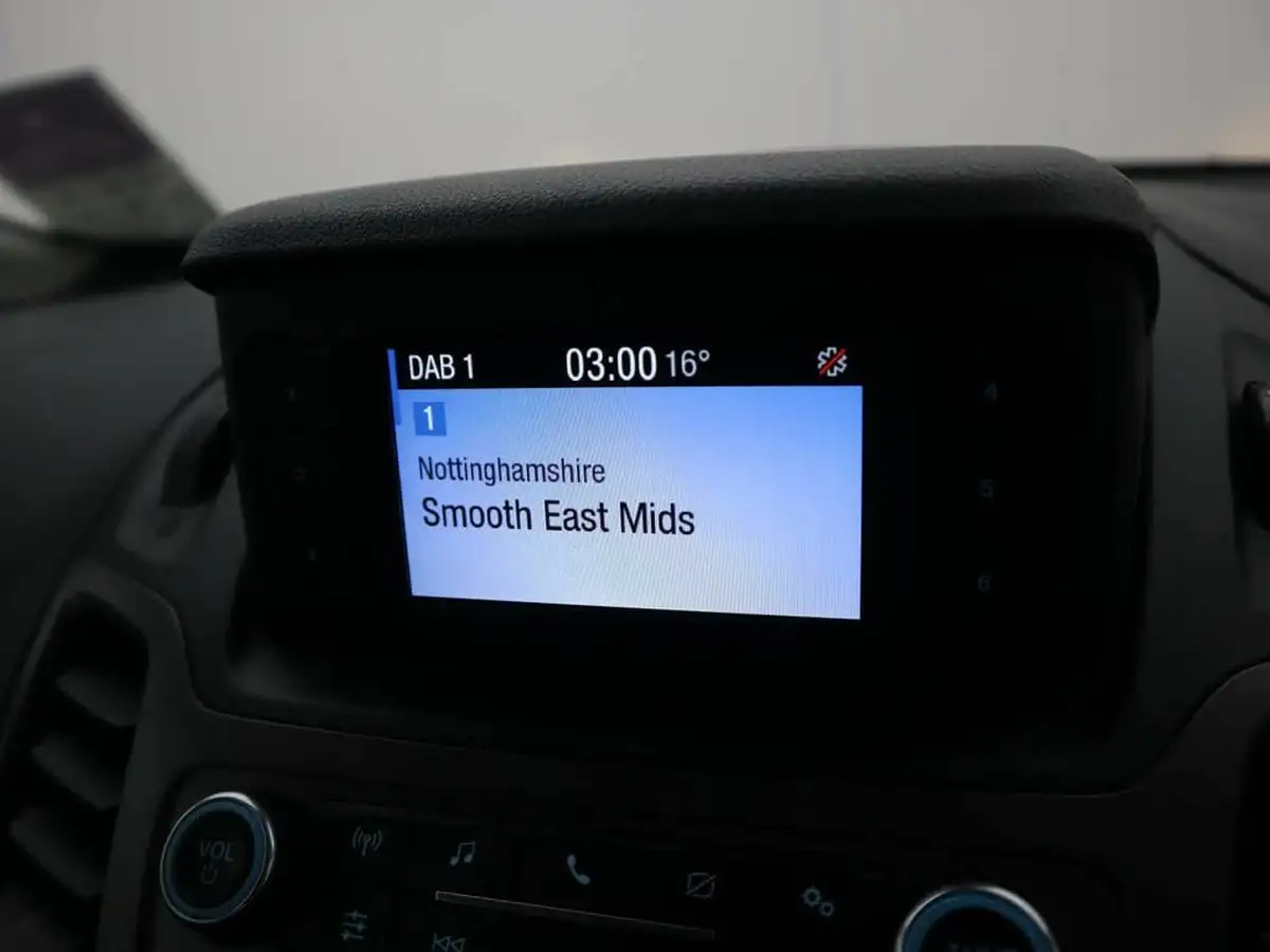 2020-ford-grand-tourneo-connect-15-zetec-120ps-powershift-big-20