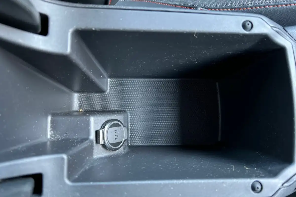 2021-seat-leon-15-etsi-fr-first-edition-hatchback-big-36