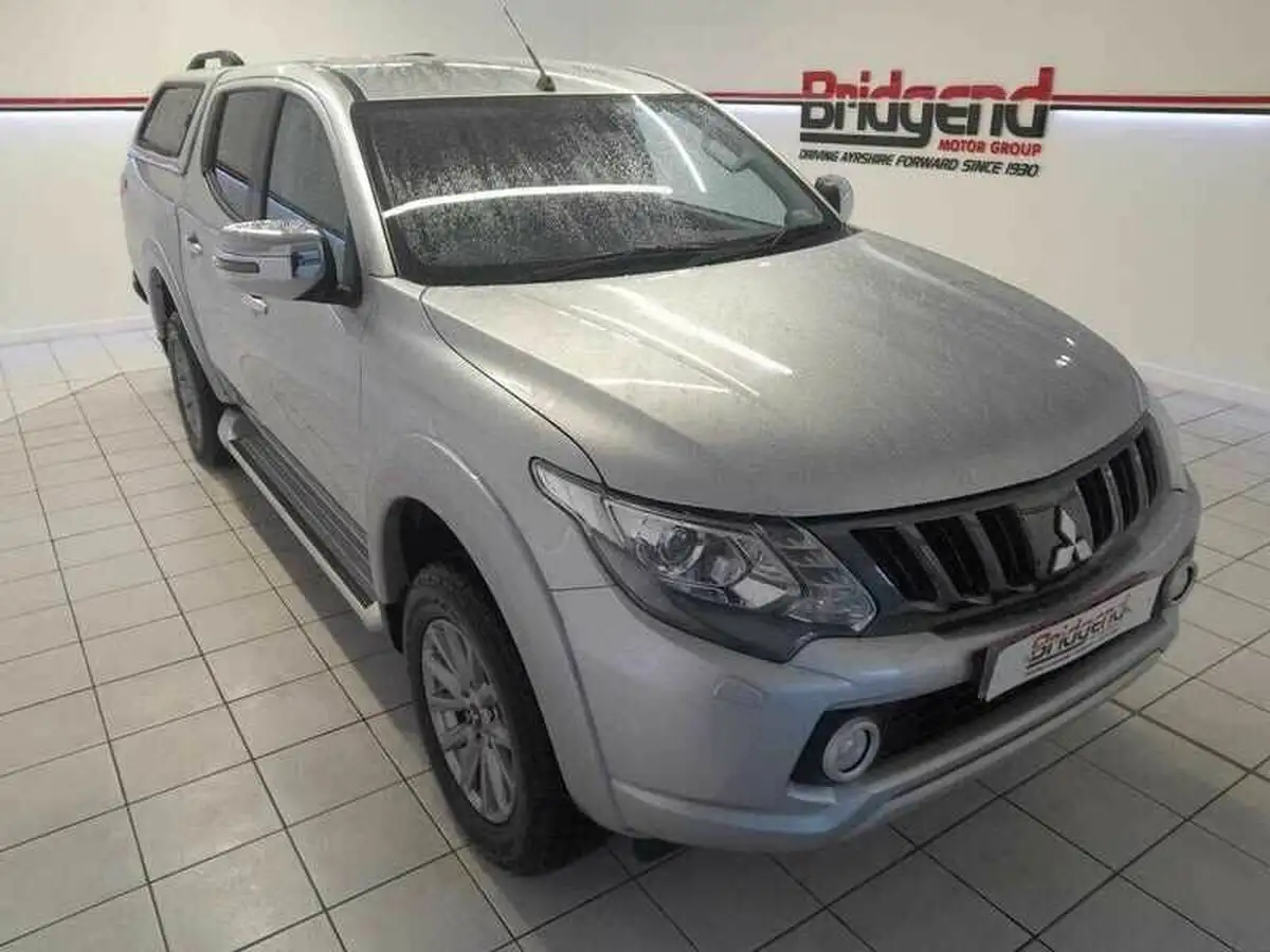 2019-mitsubishi-l200-24di-d-warrior-eu6b-auto-big-0
