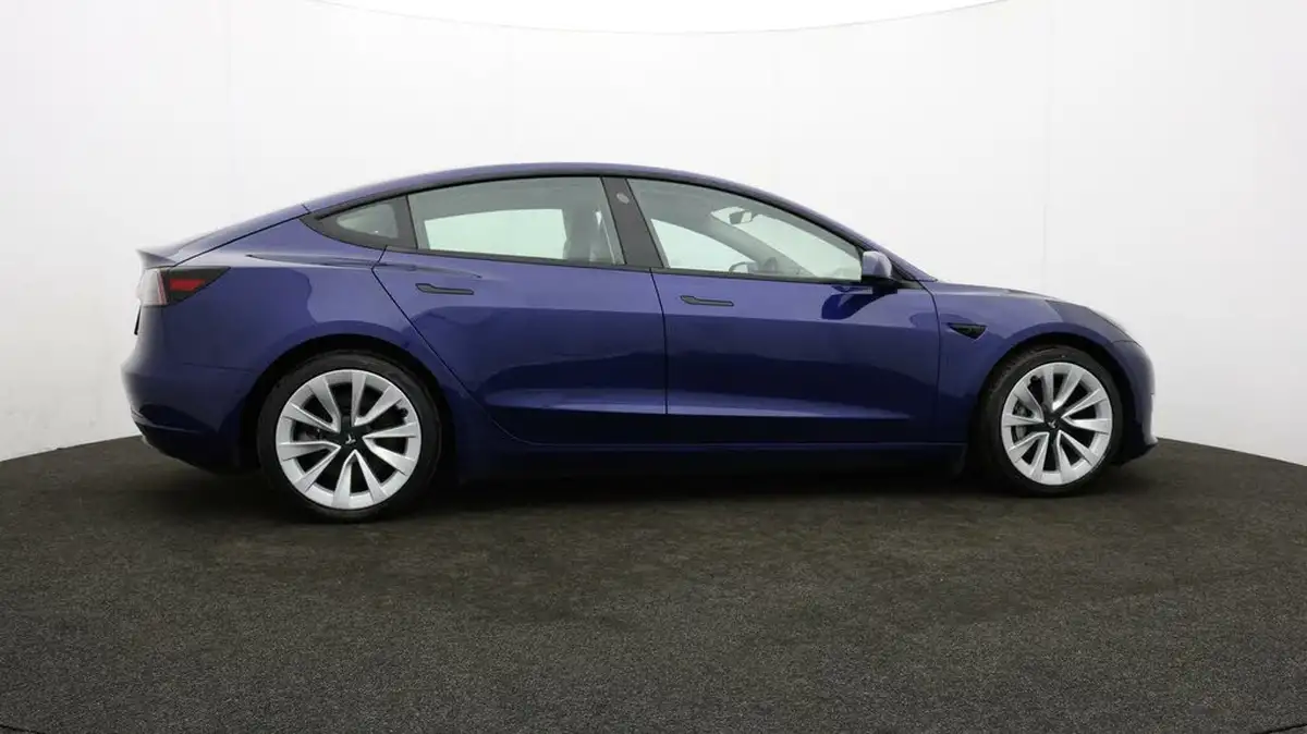 2021-tesla-model-3-e-long-range-4x4-big-31