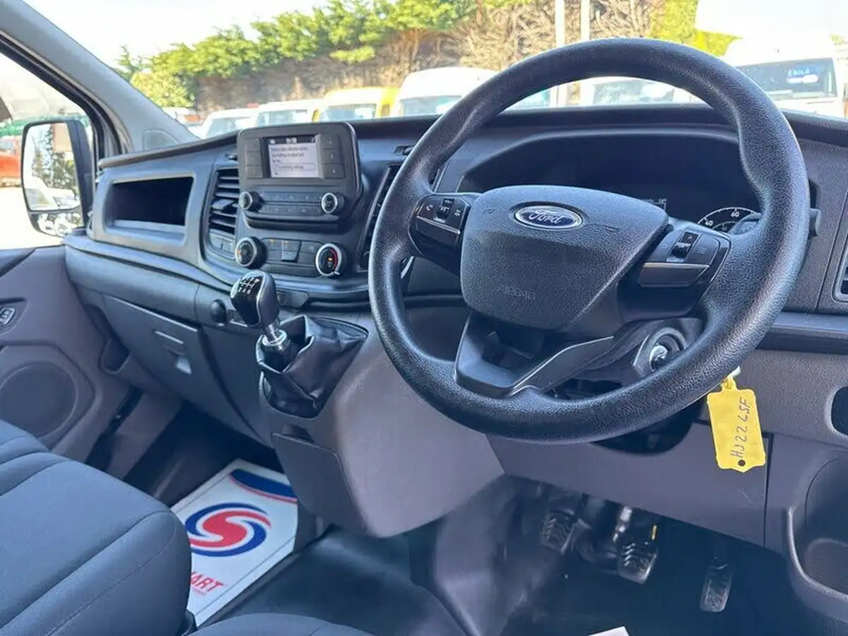 2022-ford-transit-custom-20tdci-280-l1h1-leader-105pseu6dt-panel-van-big-23