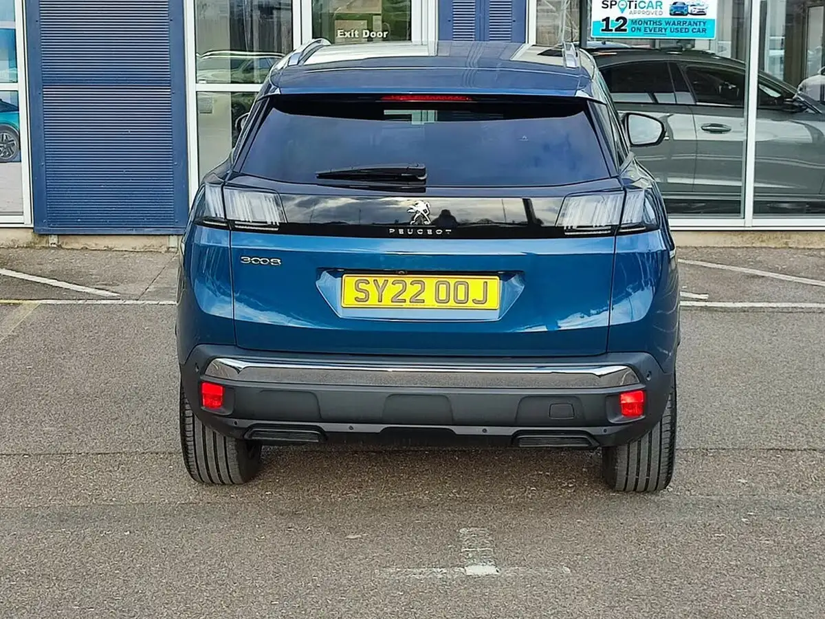 2022-peugeot-3008-suv-12-puretech-allure-premium-big-4