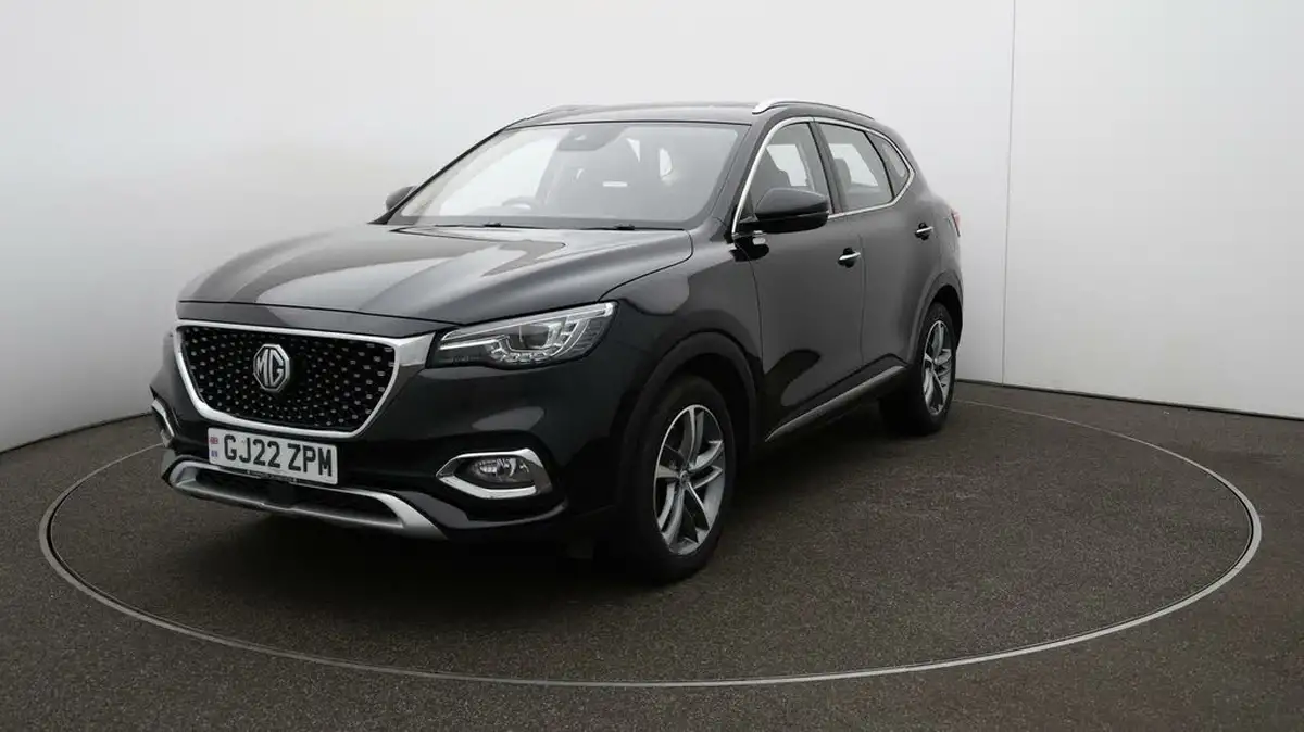 2022-mg-hs-15t-gdi-exclusive-162ps-big-30