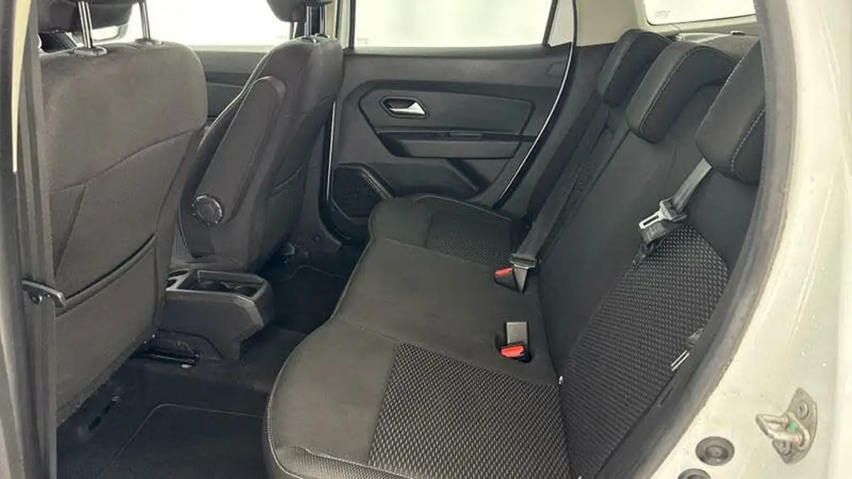2021-dacia-duster-15dci-comfort-115bhp-blue-station-wagon-5d-big-30
