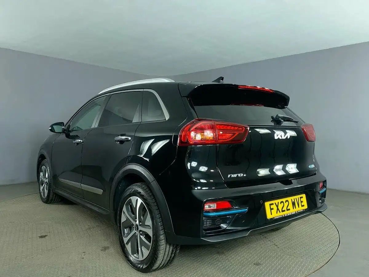 2022-kia-e-niro-ev-4-big-5