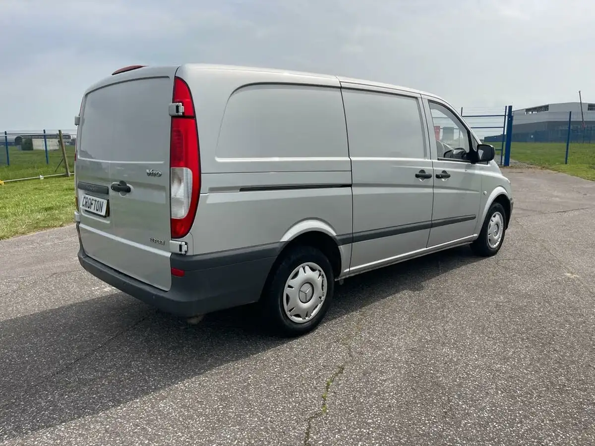2014-mercedes-benz-vito-21td-113cdi-21cdi-panel-compact-big-8