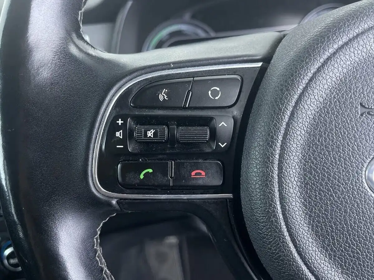 2017-kia-niro-16-gdi-3-156kwh-lithium-ion-big-50