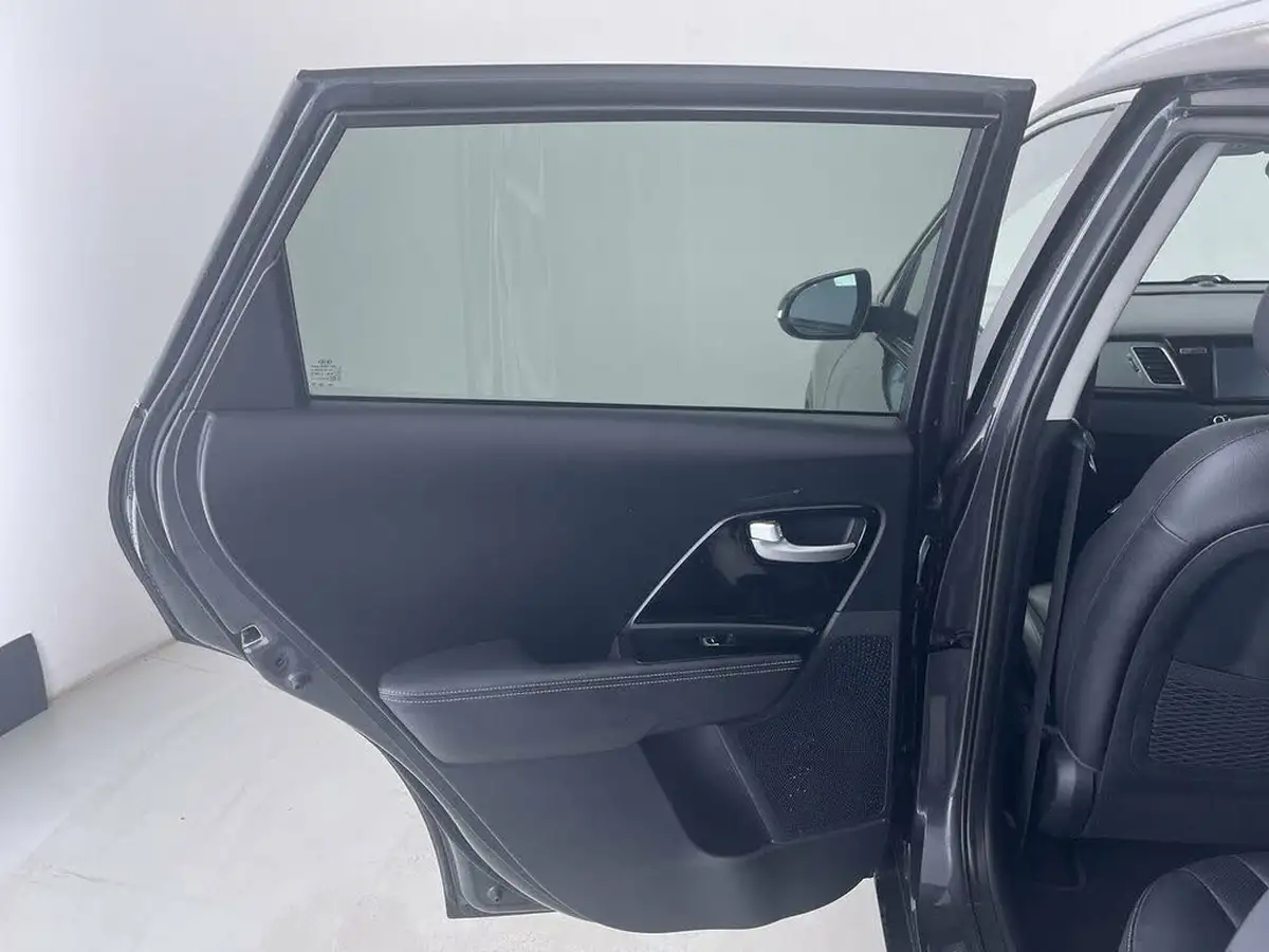 2017-kia-niro-16-gdi-3-156kwh-lithium-ion-big-26