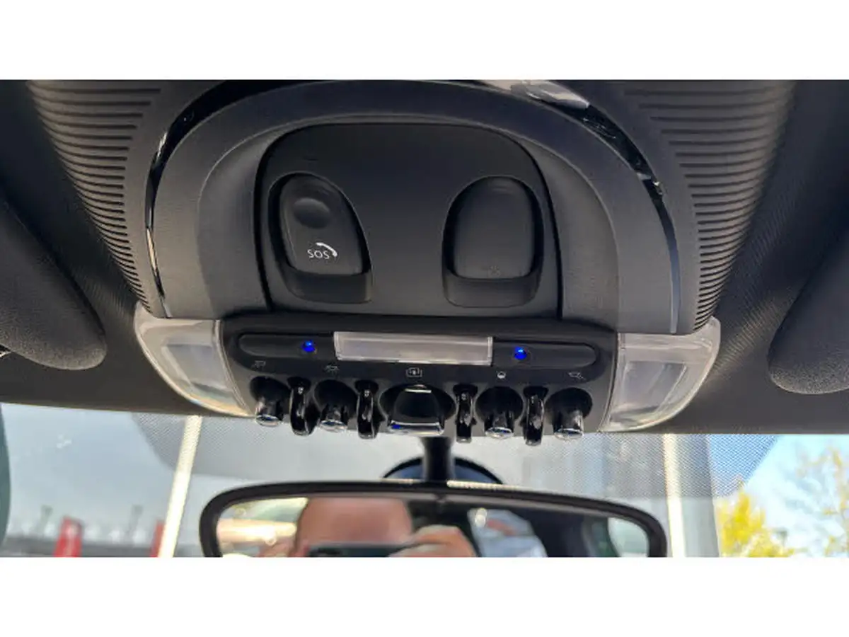 2020-mini-cooper-15-cooper-exclusive-hatchback-5d-big-38