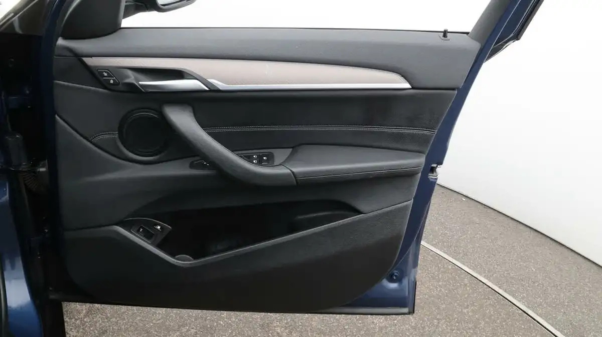 2022-bmw-x2-15-xdrive25e-m-mesh-edition-big-15