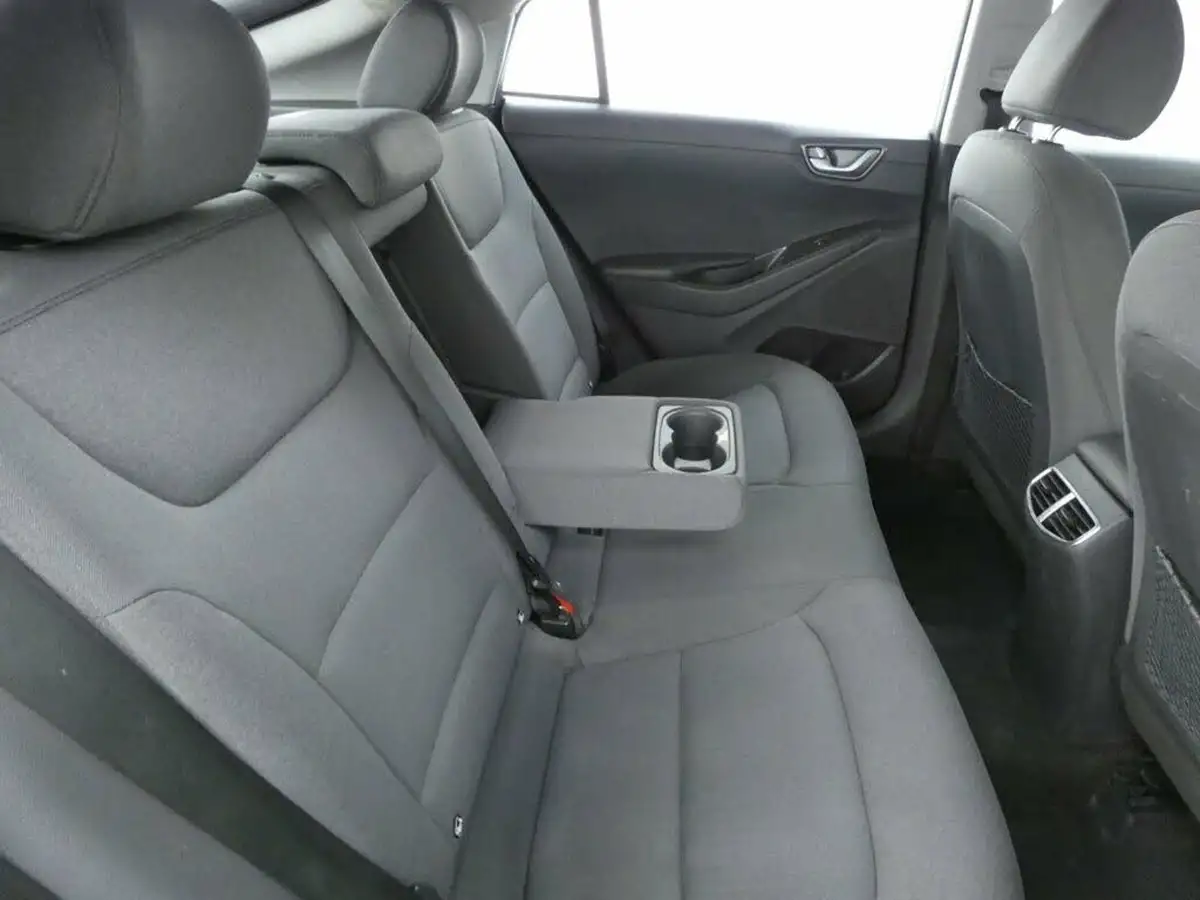2021-hyundai-ioniq-16-gdi-premium-hybrid-big-15