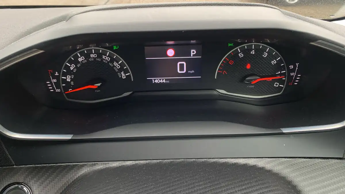 2021-peugeot-208-12-puretech-active-premium-100bhp-eat8-big-12