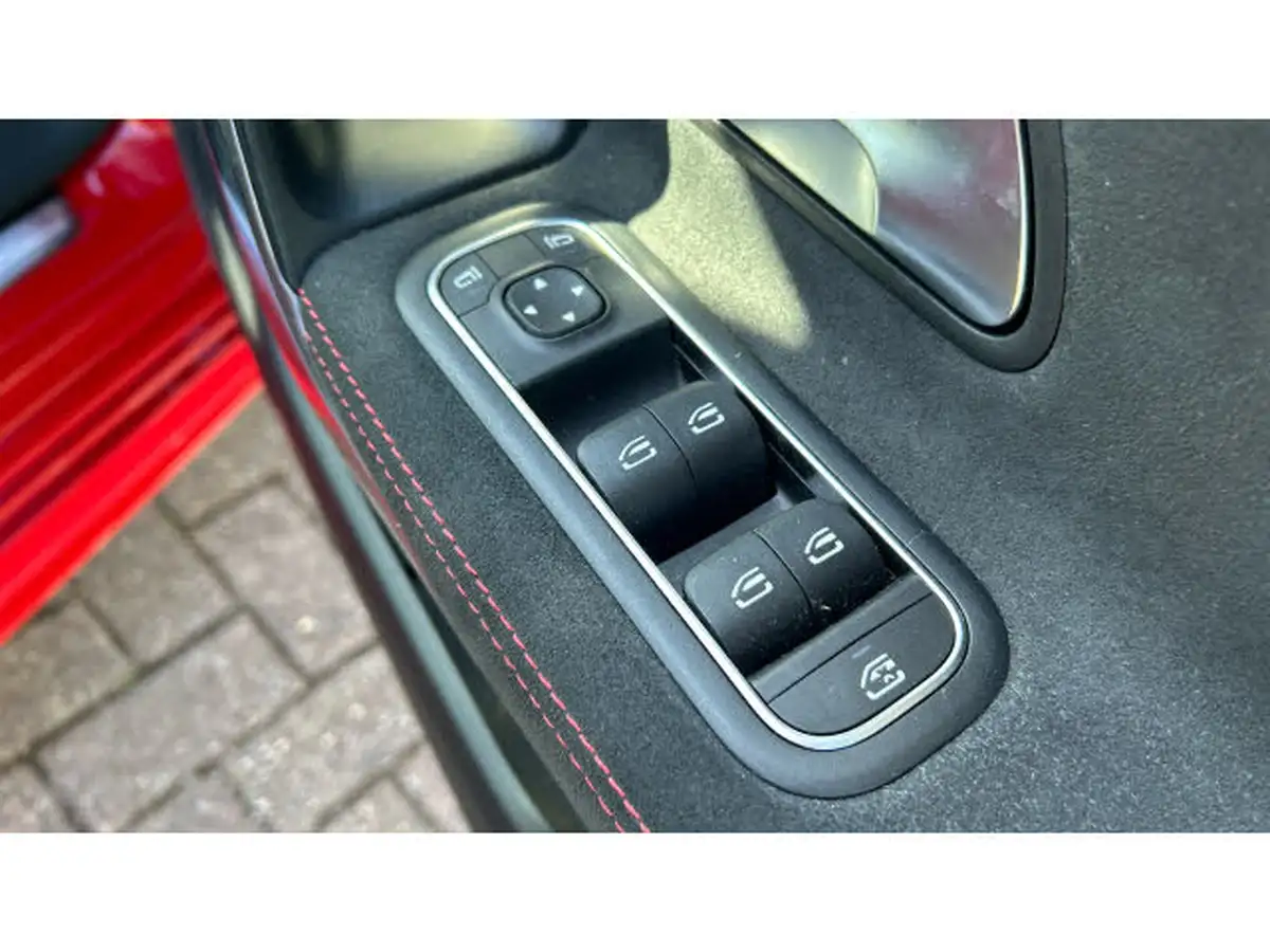 2019-mercedes-benz-a-class-13-a180-amg-line-hatchback-5d-big-26