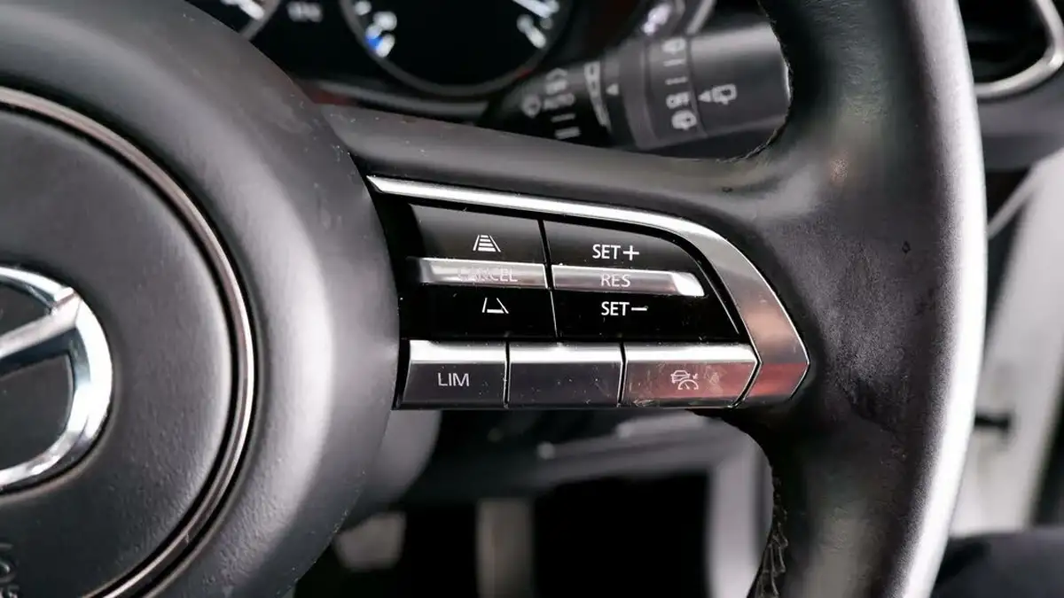 2022-mazda-cx-30-20-e-skyactiv-x-sport-lux-big-24