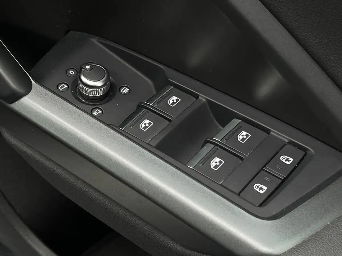 2019-audi-q3-20-40-tfsi-s-line-big-17