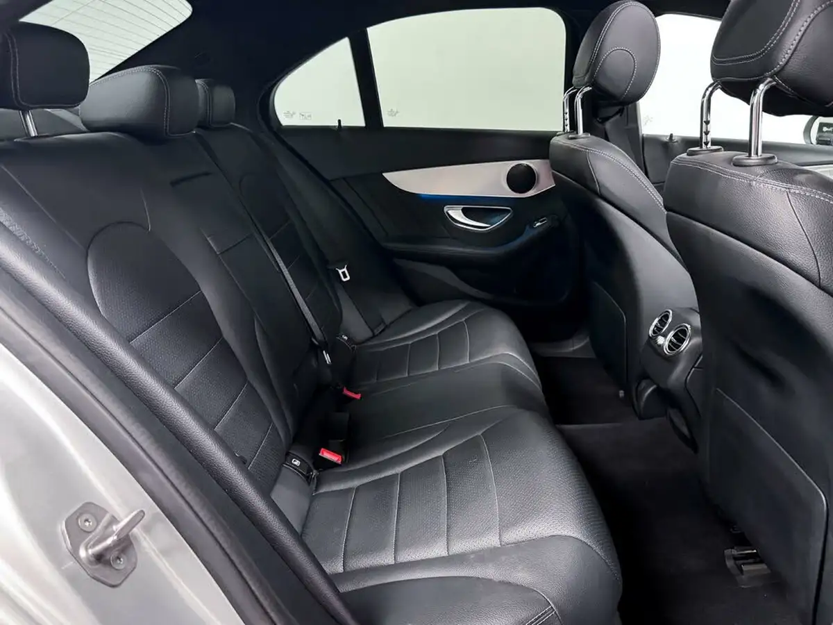 2017-mercedes-benz-c-class-21d-c220d-amg-line-premiumss-saloon-4d-9g-tronic-plus-big-30
