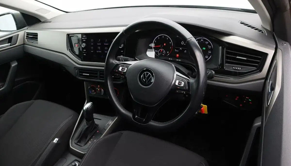 2021-volkswagen-polo-10-tsi-match-dsg-big-9