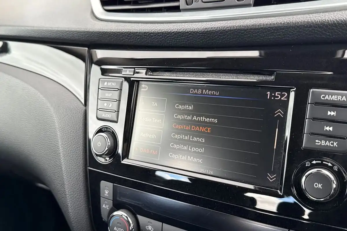 2020-nissan-qashqai-13-dig-t-acenta-premium-160ps-dct-big-45
