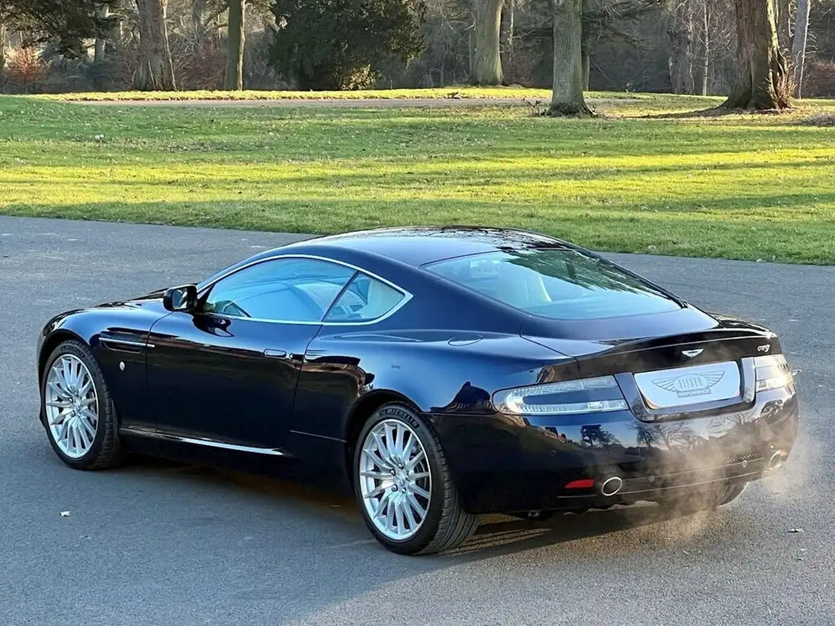2005-aston-martin-db9-59-touchtronic-big-3
