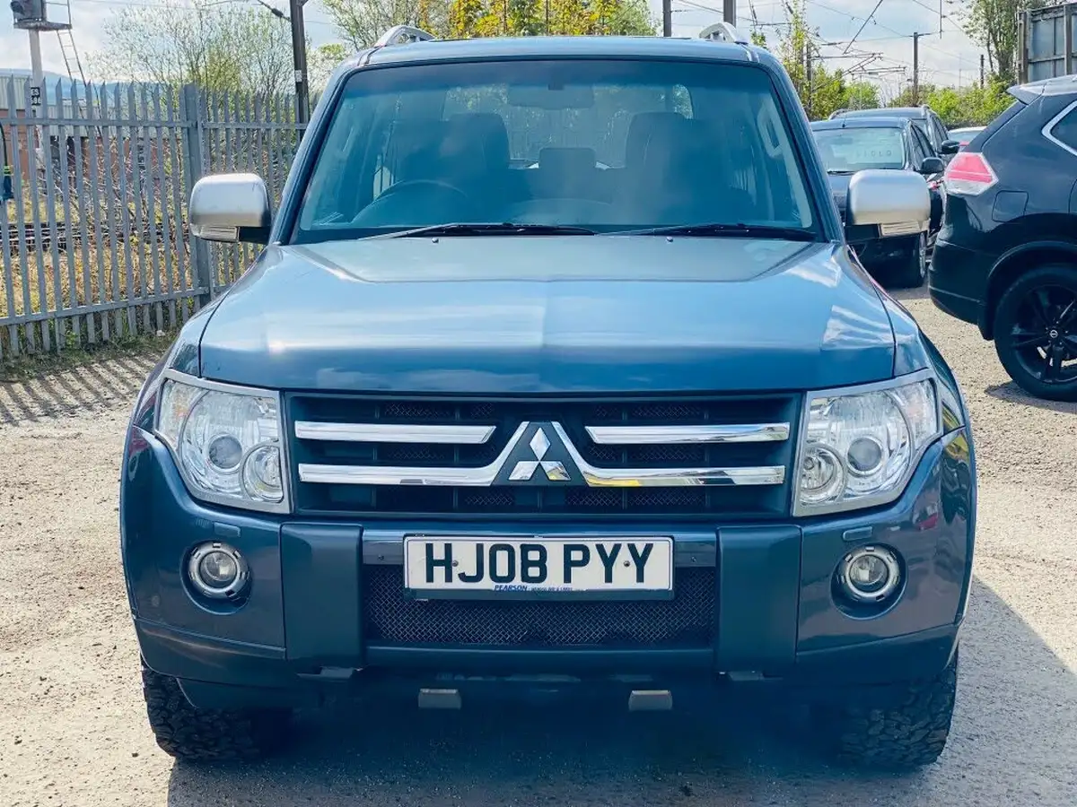 2008-mitsubishi-shogun-32td-diamond-3d-big-1