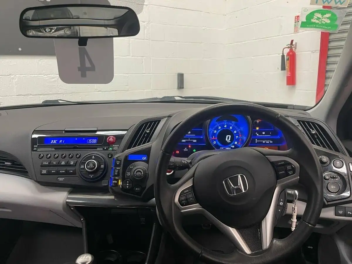 2010-honda-cr-z-15-sport-big-7