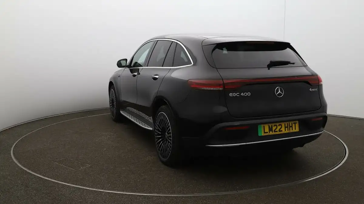 2022-mercedes-benz-eqc-e-eqc-400-amg-line-premium-big-55