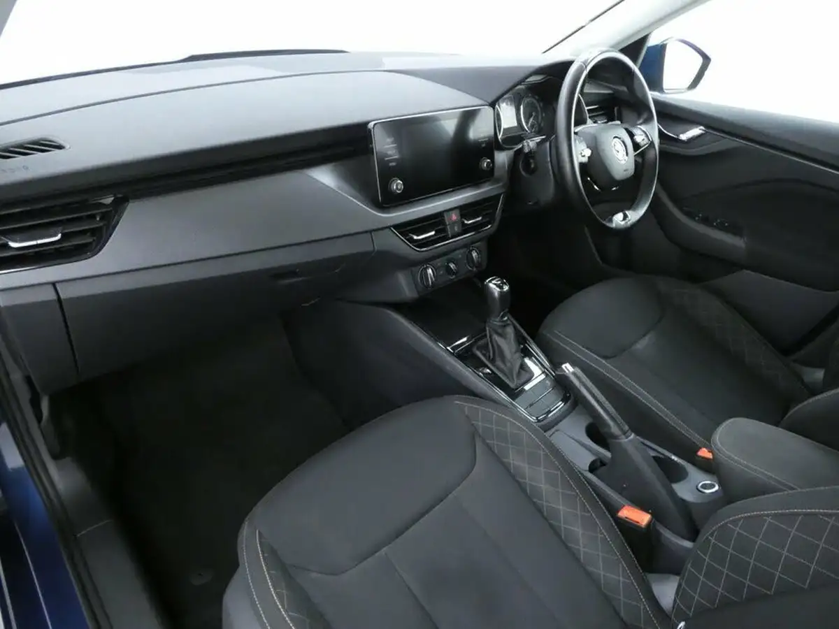 2020-skoda-kamiq-15-tsi-se-dsg-big-19