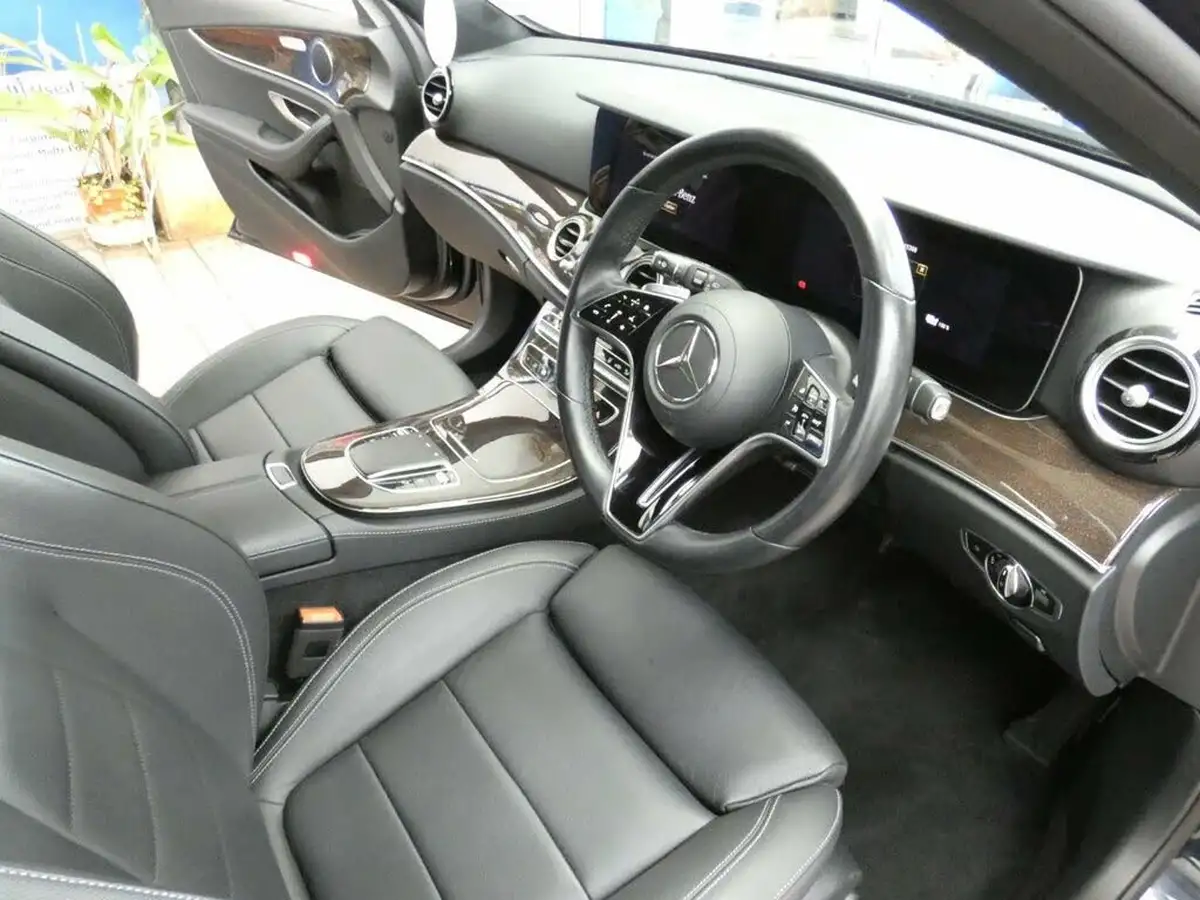 2021-mercedes-benz-e-class-big-46