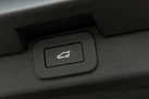 2023-land-rover-discovery-30-d300-dynamic-hse-small-35