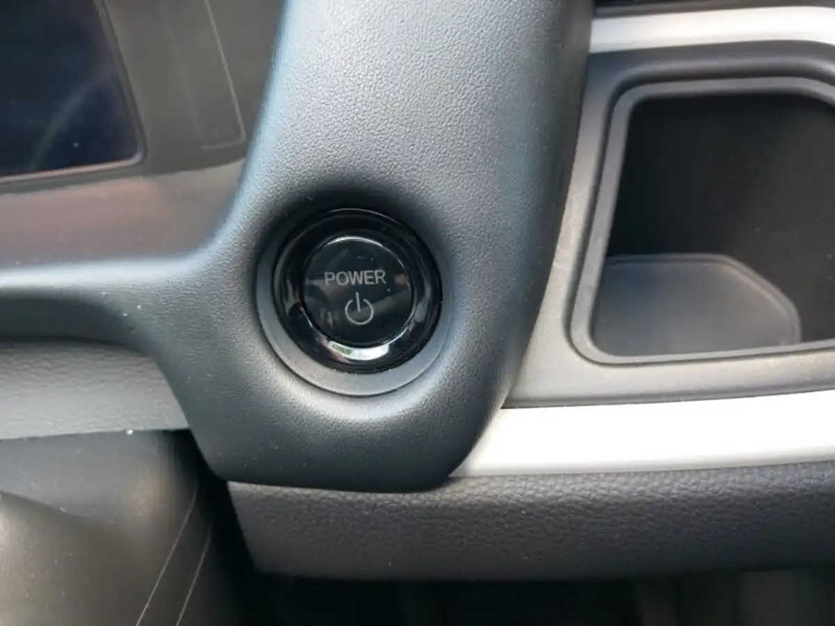 2022-honda-jazz-15-i-mmd-sr-109ps-big-13