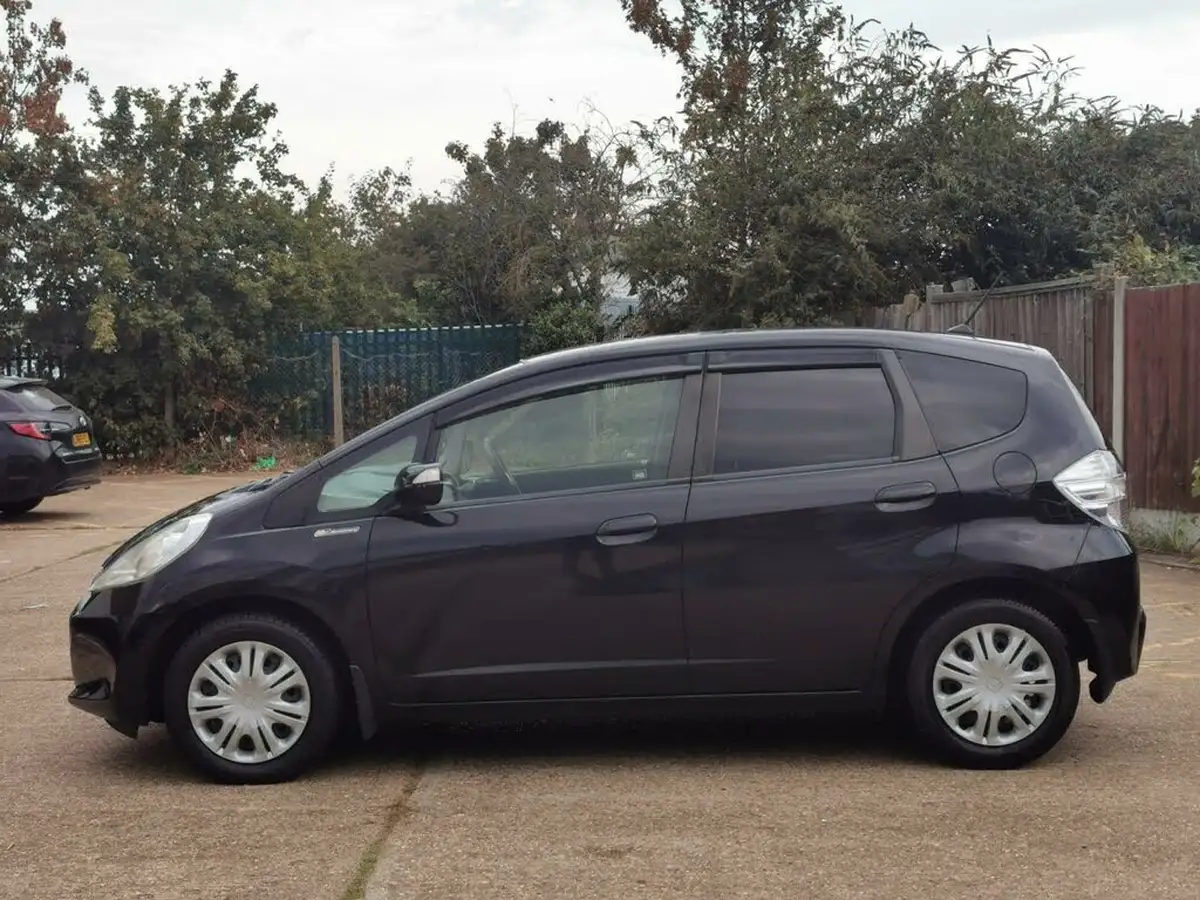 2012-honda-jazz-big-3