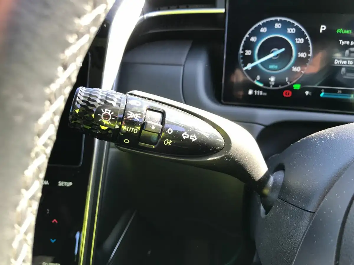 2023-hyundai-tucson-16-t-gdi-se-connect-230ps-hybrid-auto-big-27