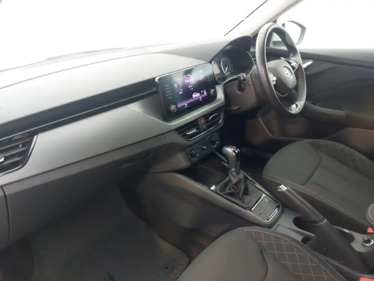 2022-skoda-kamiq-10-tsi-se-109ps-dsg-big-4