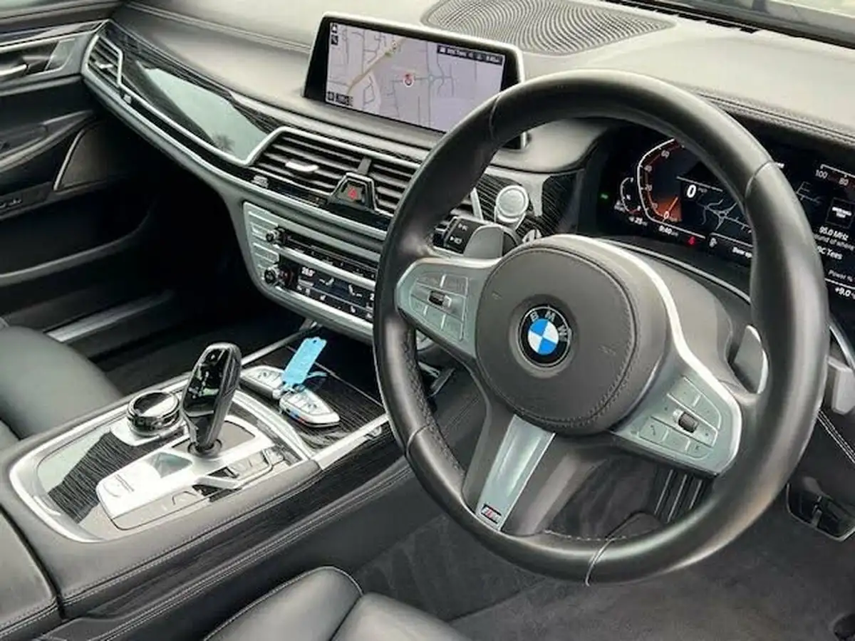 2021-bmw-7-series-30td-730d-m-sport-big-9