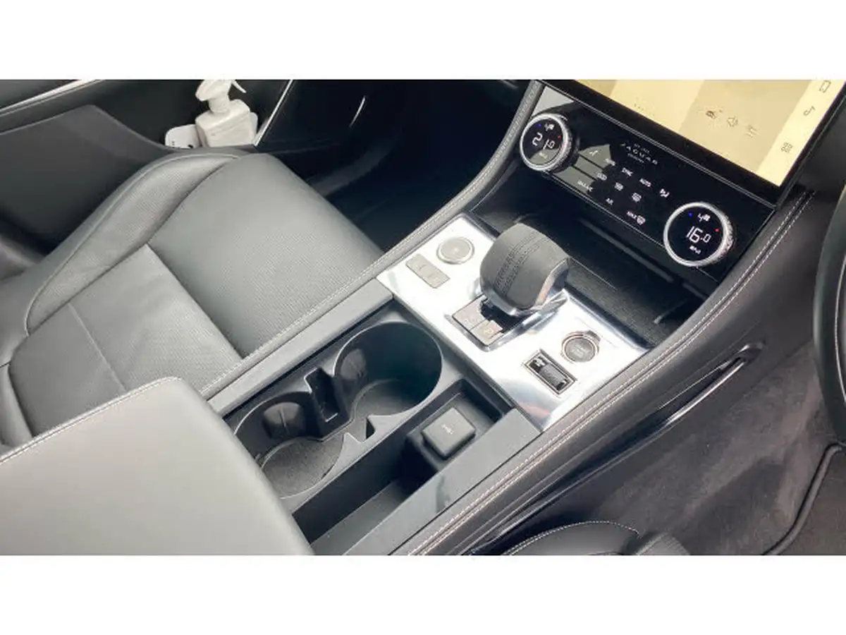 2023-jaguar-f-pace-20-p250-r-dynamic-hse-black-big-12