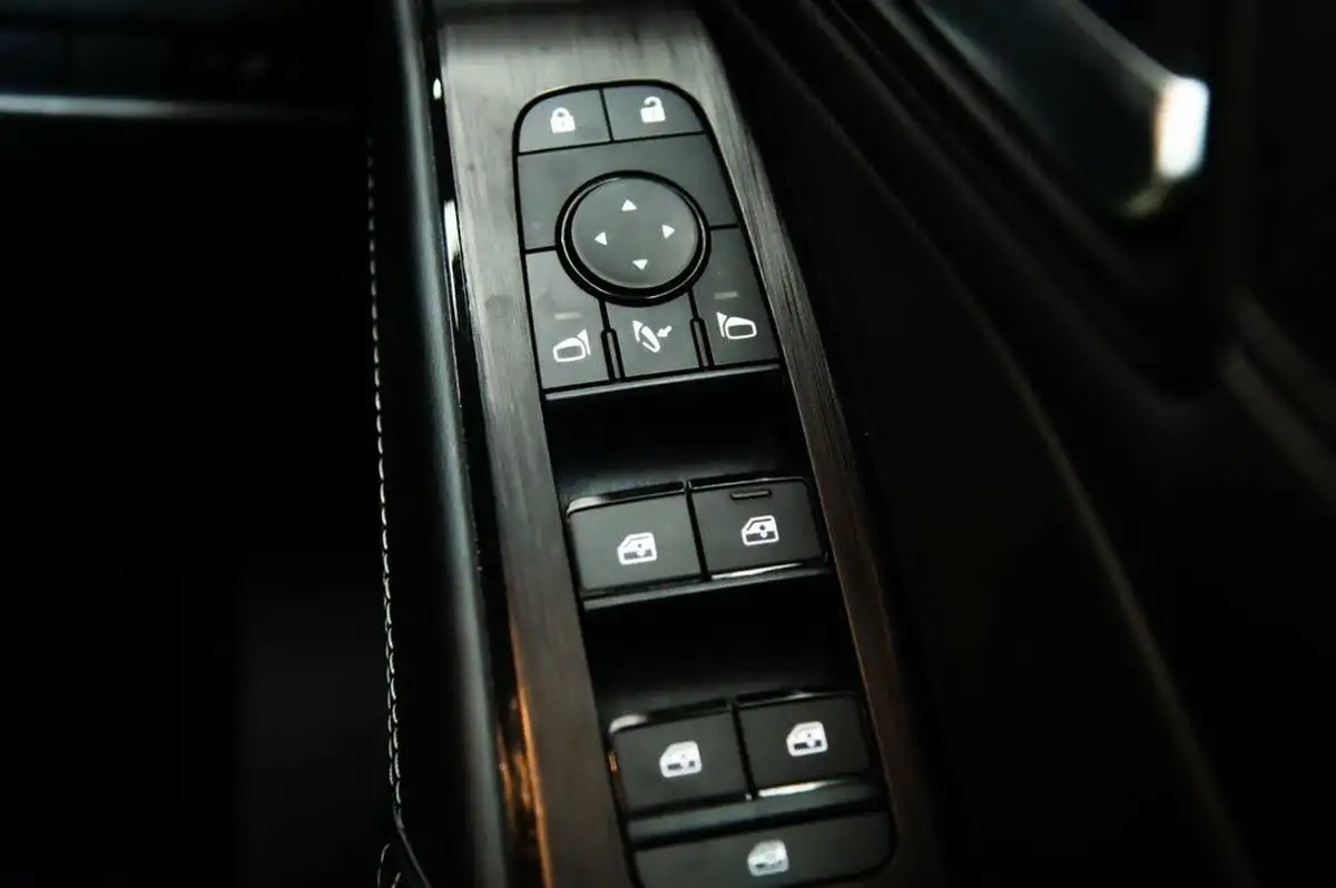 2023-nissan-qashqai-15-kuro-edition-big-34