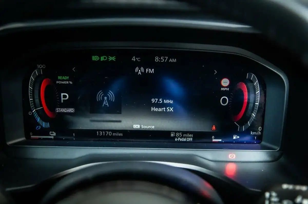 2023-nissan-qashqai-15-kuro-edition-big-14